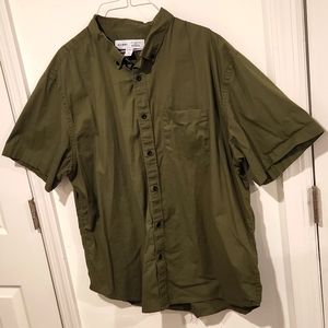 Mens Old Navy XXL Olive Short Sleeve Button Down Shirt
